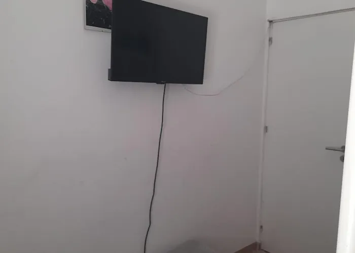 Πανσιόν Ajuda Space